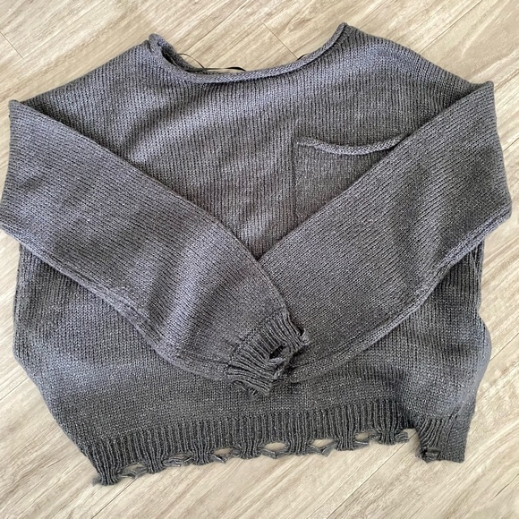 BUNDLE!! 2 Sweaters - Picture 2 of 4